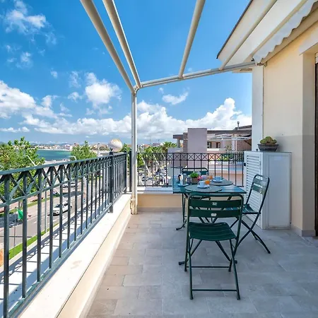 Apartment Fronte Del Porto